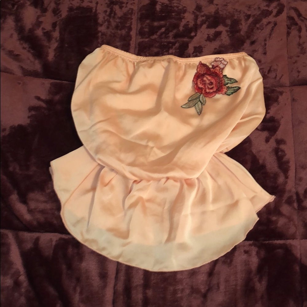 Silky tube shirt